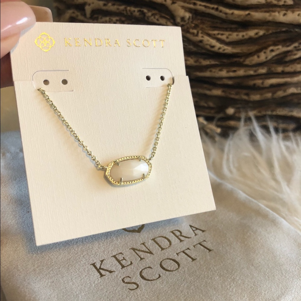 Kendra Scott Elisa Gold Pendant Necklace